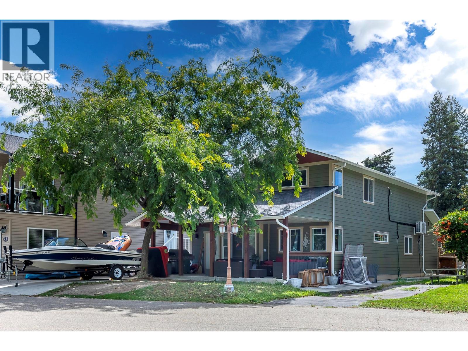42 Lakeshore Drive, Vernon, British Columbia  V1H 2A1 - Photo 2 - 10398595