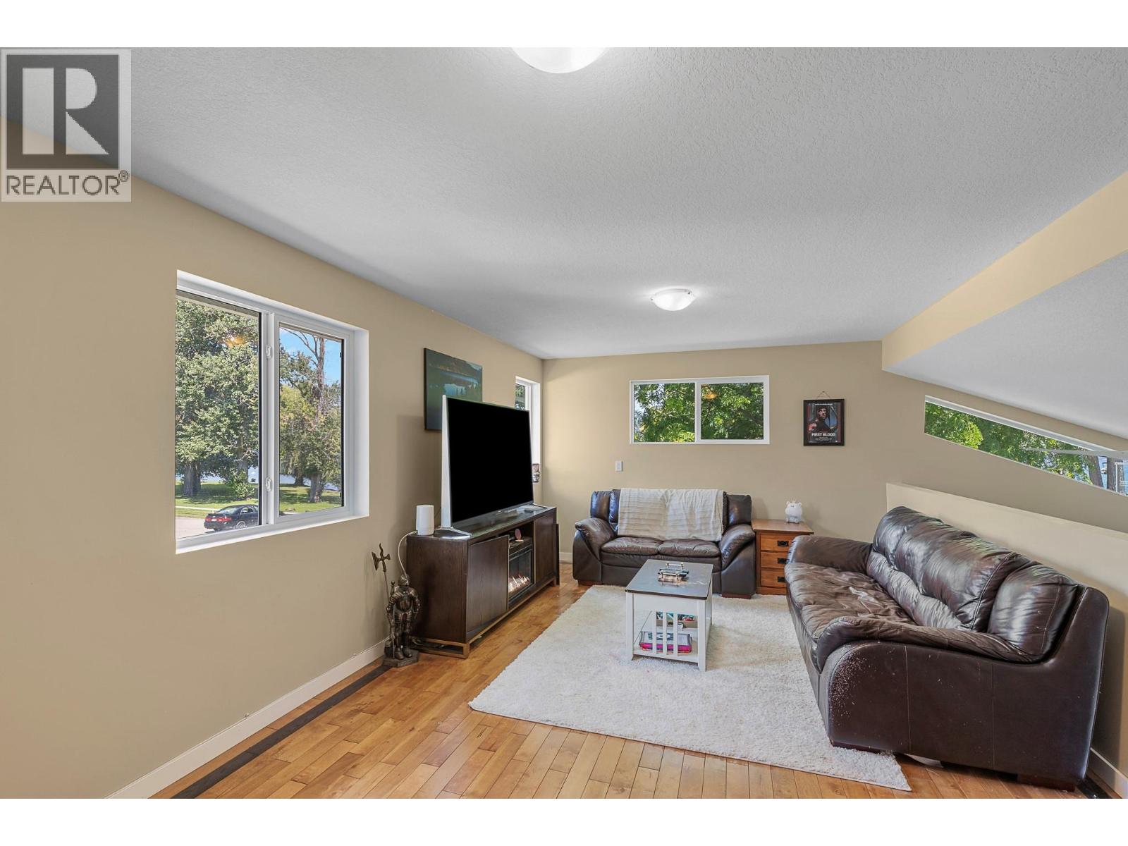 42 Lakeshore Drive, Vernon, British Columbia  V1H 2A1 - Photo 46 - 10398595