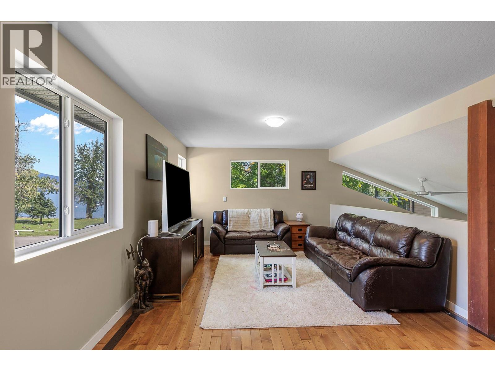 42 Lakeshore Drive, Vernon, British Columbia  V1H 2A1 - Photo 47 - 10398595