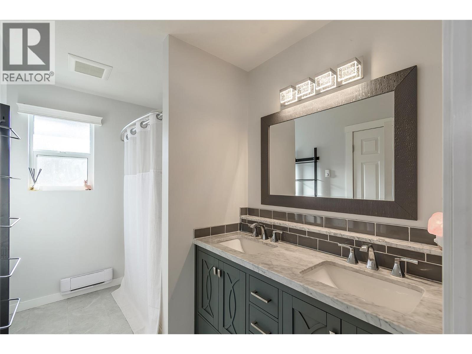 42 Lakeshore Drive, Vernon, British Columbia  V1H 2A1 - Photo 50 - 10398595