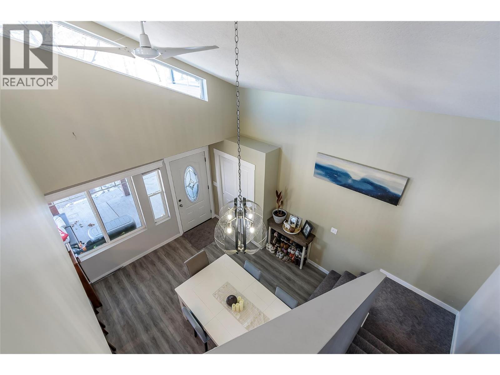 42 Lakeshore Drive, Vernon, British Columbia  V1H 2A1 - Photo 6 - 10398595
