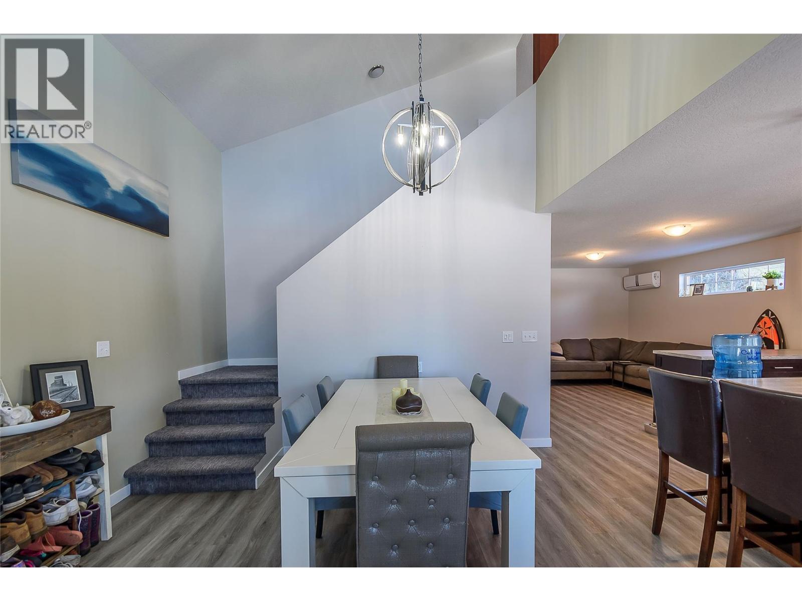 42 Lakeshore Drive, Vernon, British Columbia  V1H 2A1 - Photo 7 - 10398595