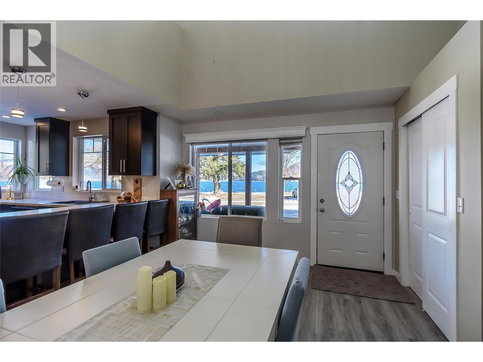 42 Lakeshore Drive, Vernon, British Columbia  V1H 2A1 - Photo 9 - 10398595