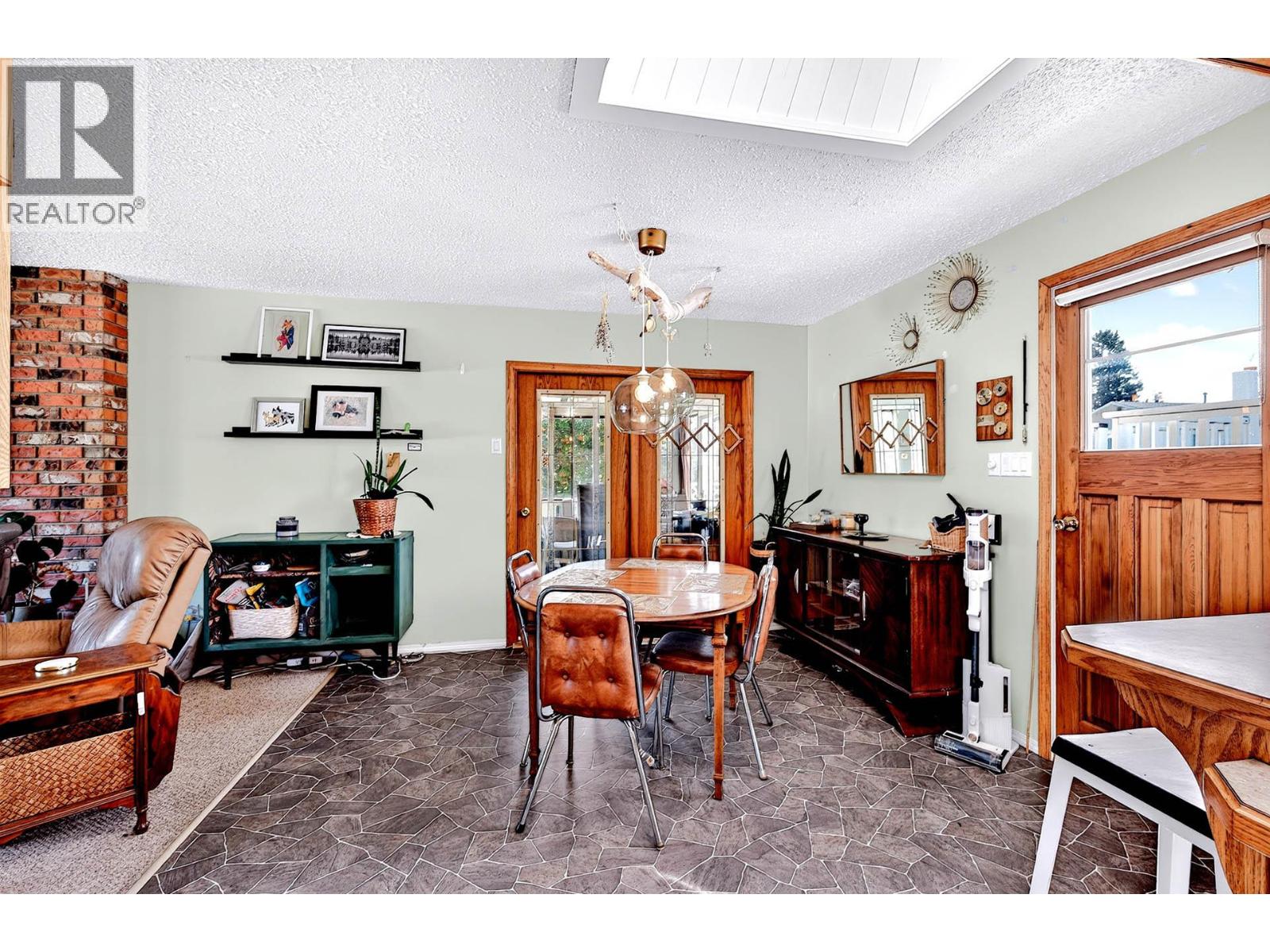 447 Opal Drive, Logan Lake, British Columbia  V0K 1W0 - Photo 11 - 10398597