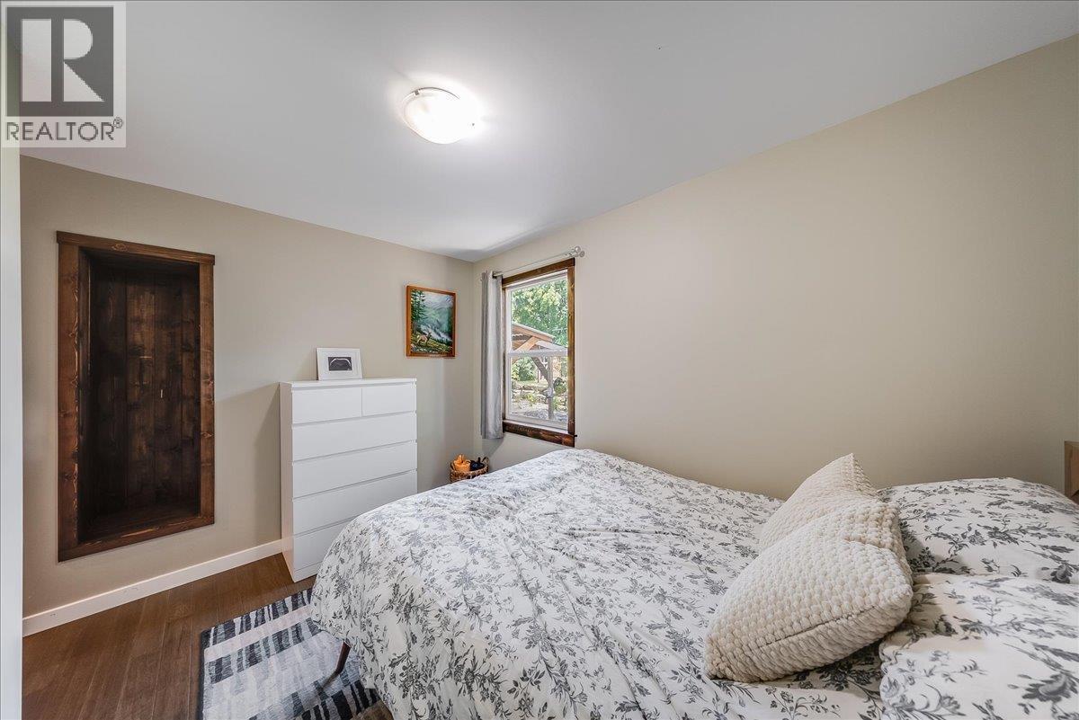 526 12th Avenue, Genelle, British Columbia  V0G 1G0 - Photo 20 - 10398537