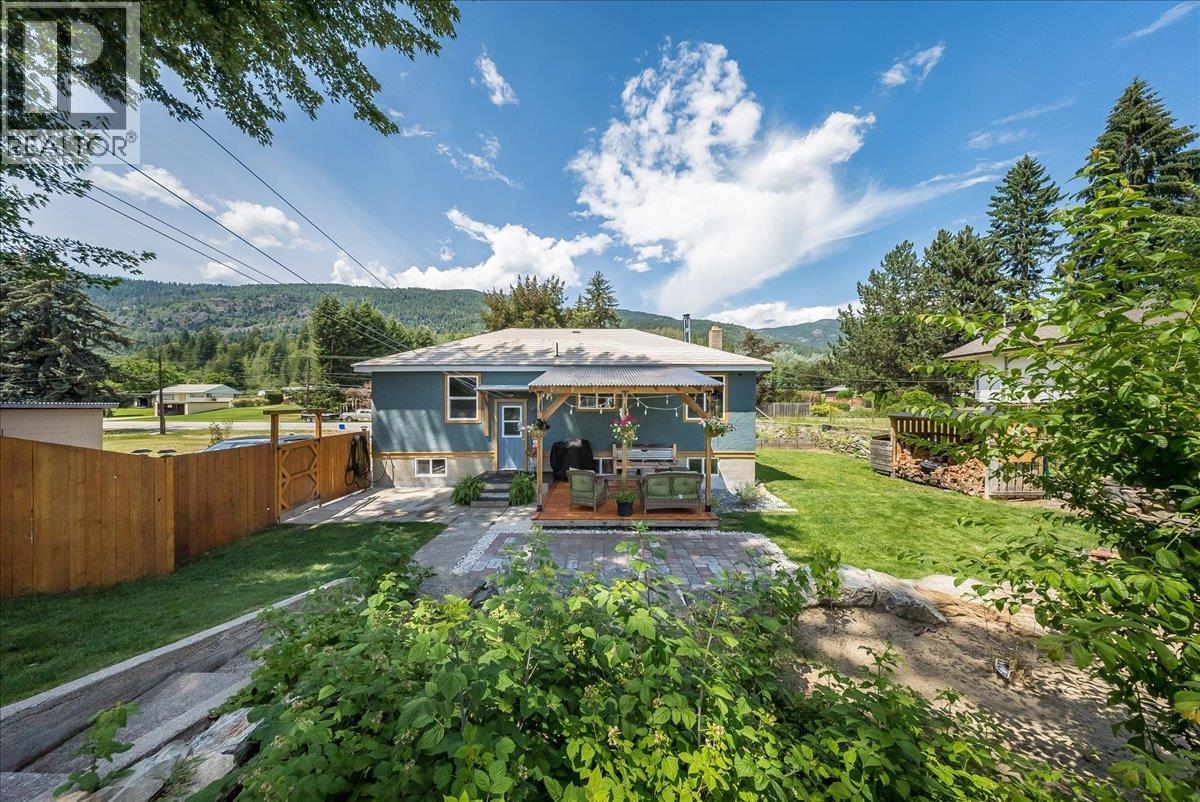 526 12th Avenue, Genelle, British Columbia  V0G 1G0 - Photo 31 - 10398537
