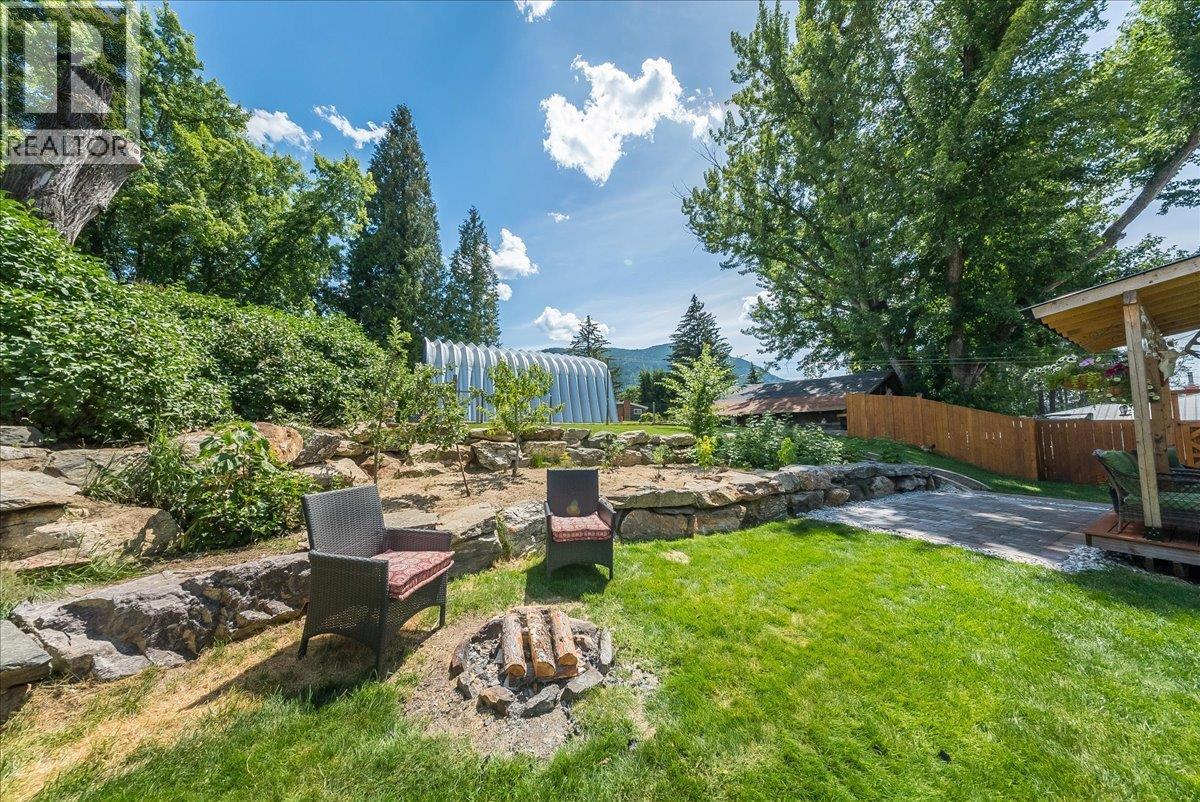 526 12th Avenue, Genelle, British Columbia  V0G 1G0 - Photo 34 - 10398537