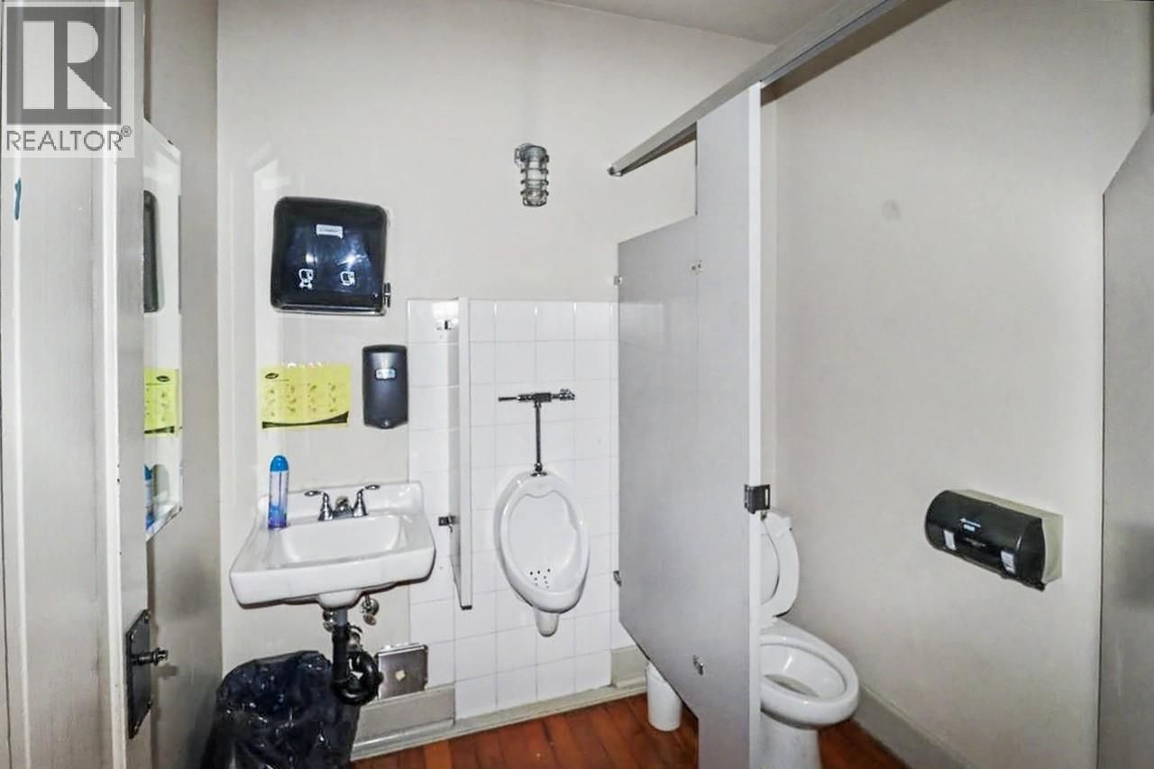 7654 Donaldson Drive, Grand Forks, British Columbia  V0H 1H2 - Photo 6 - 10398735