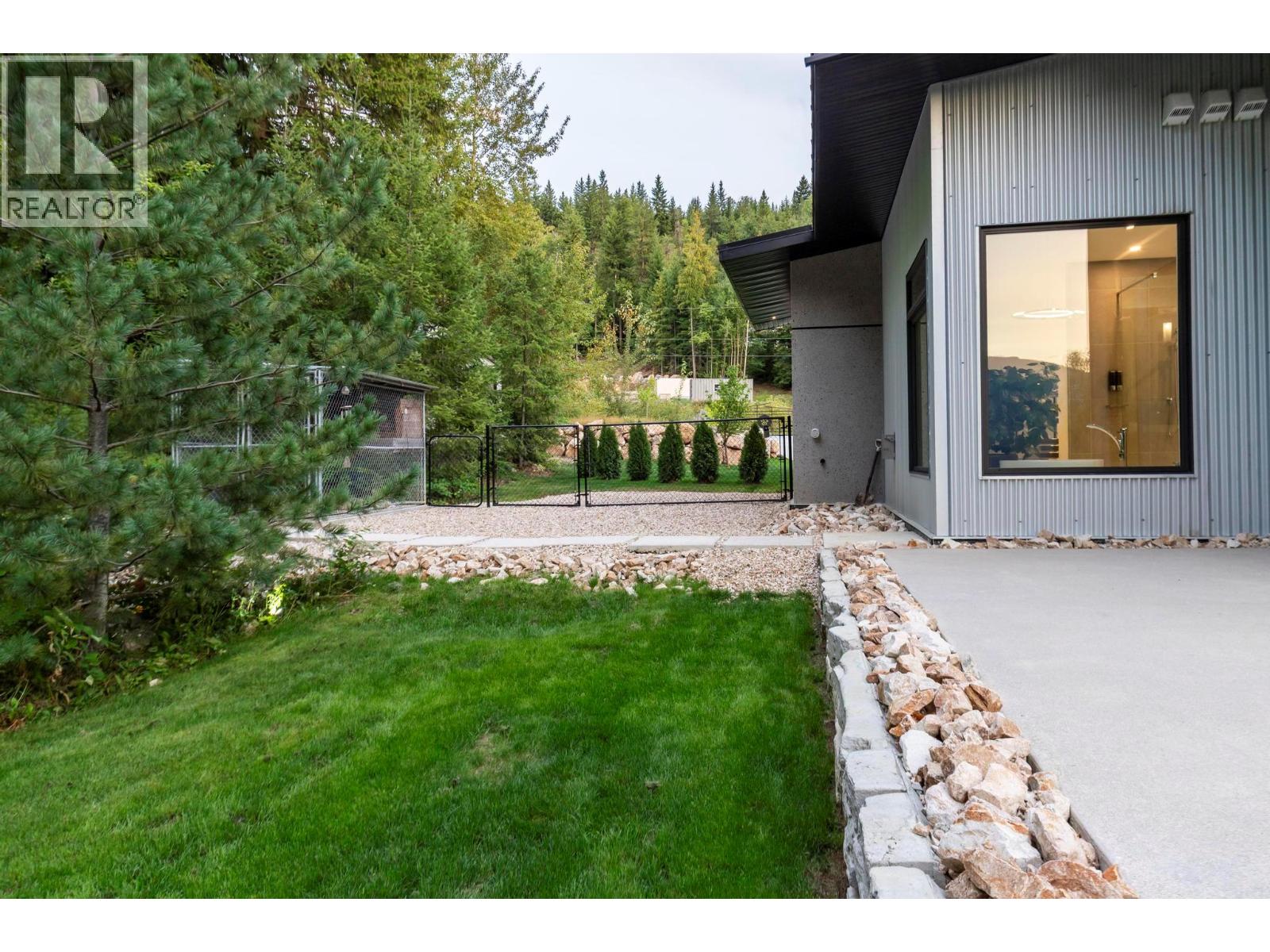 5147 Sunset Drive, Eagle Bay, British Columbia  V0E 1T0 - Photo 65 - 10398691