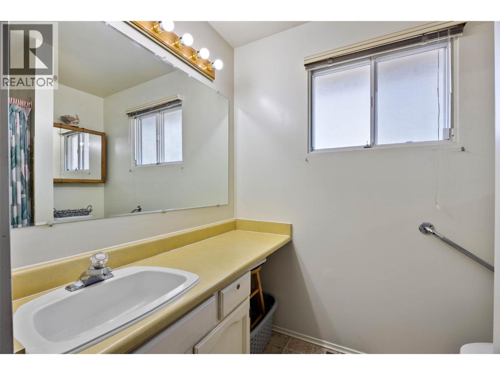 1598 Southview Terrace, Kamloops, British Columbia  V2B 7R5 - Photo 20 - 10398657