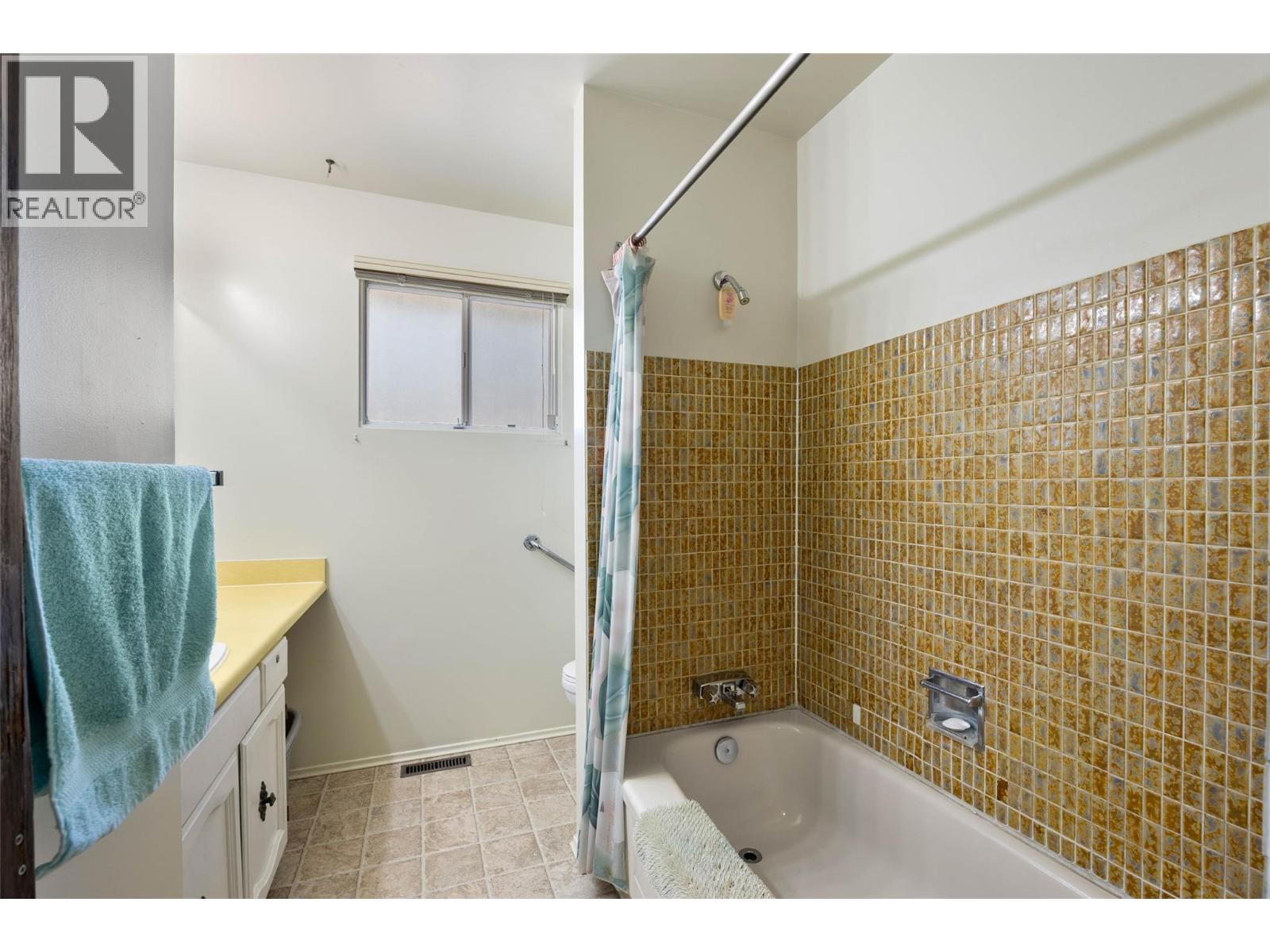 1598 Southview Terrace, Kamloops, British Columbia  V2B 7R5 - Photo 21 - 10398657