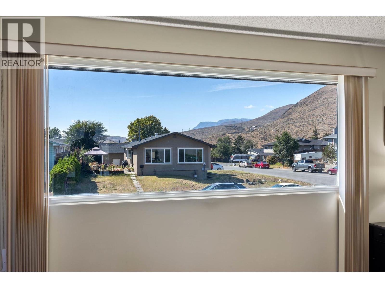 1598 Southview Terrace, Kamloops, British Columbia  V2B 7R5 - Photo 4 - 10398657