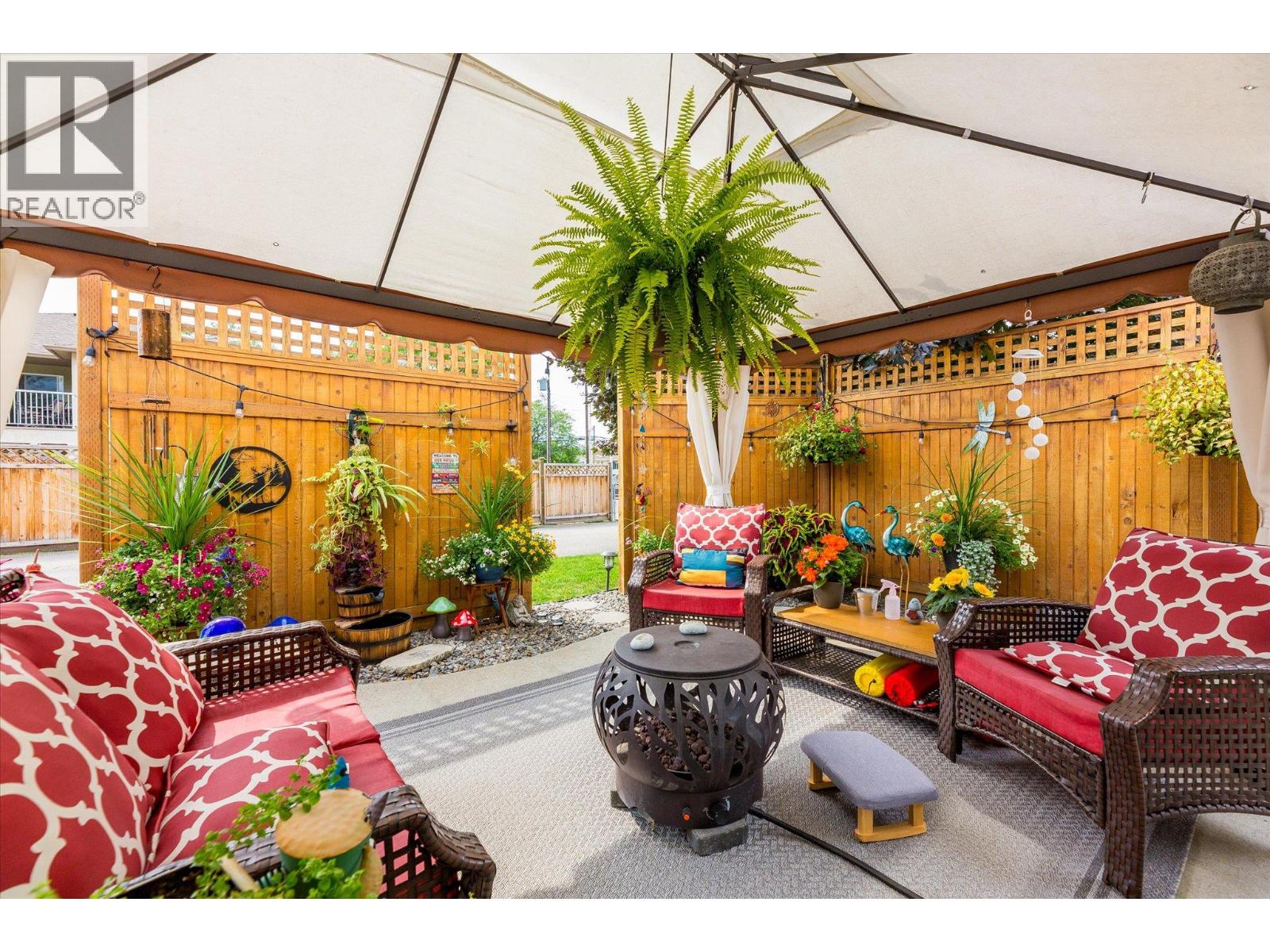 301 Fizet Avenue, Kelowna, British Columbia  V1X 7P5 - Photo 15 - 10398524