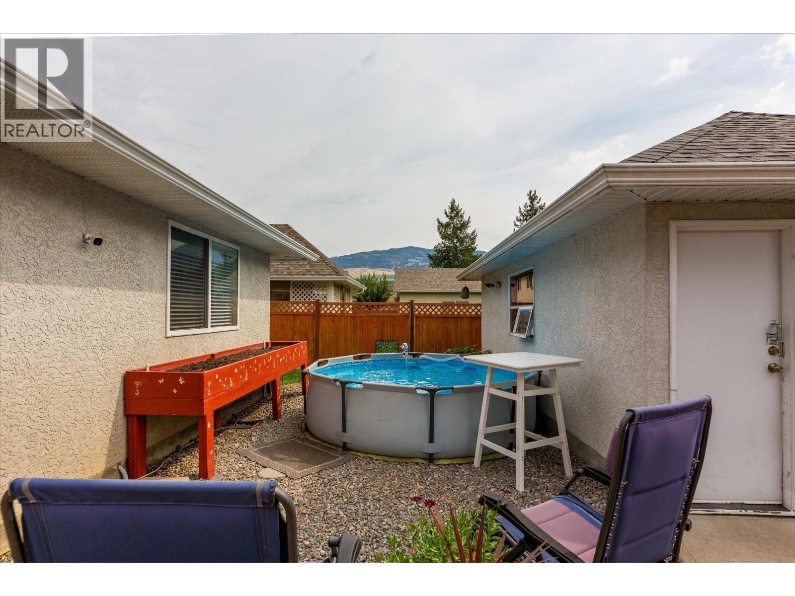 301 Fizet Avenue, Kelowna, British Columbia  V1X 7P5 - Photo 32 - 10398524