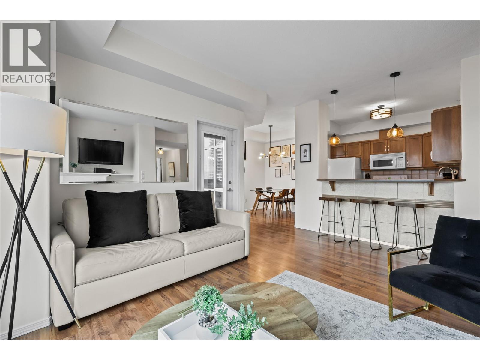 1128 Sunset Drive Unit# 1404, Kelowna, British Columbia  V1Y 9W7 - Photo 10 - 10397934