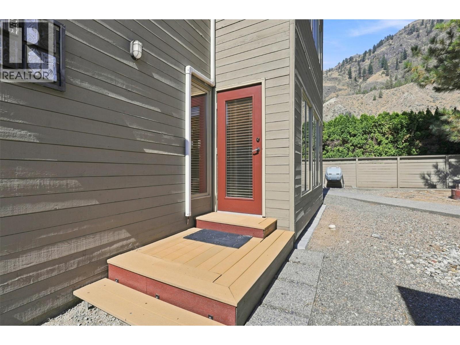 3769 Navatanee Drive, Kamloops, British Columbia  V2H 1S1 - Photo 51 - 10398755