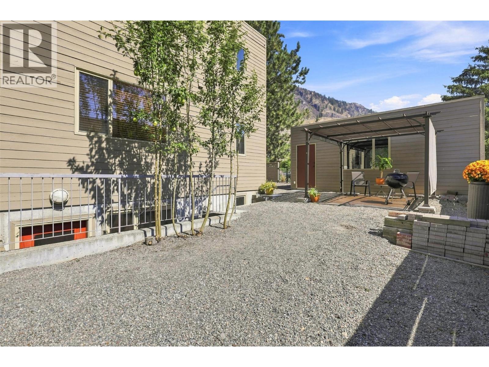 3769 Navatanee Drive, Kamloops, British Columbia  V2H 1S1 - Photo 52 - 10398755