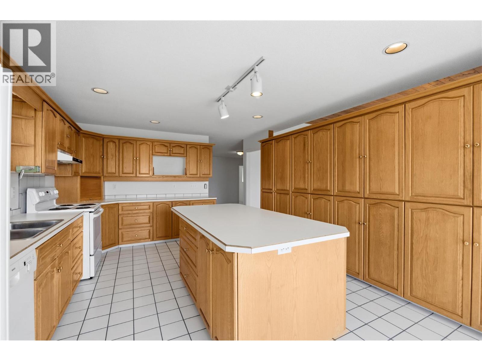 1970 Sutherland Road, Penticton, British Columbia  V2A 8T8 - Photo 12 - 10398690