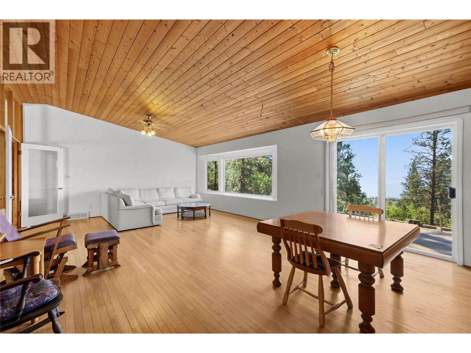 1970 Sutherland Road, Penticton, British Columbia  V2A 8T8 - Photo 6 - 10398690