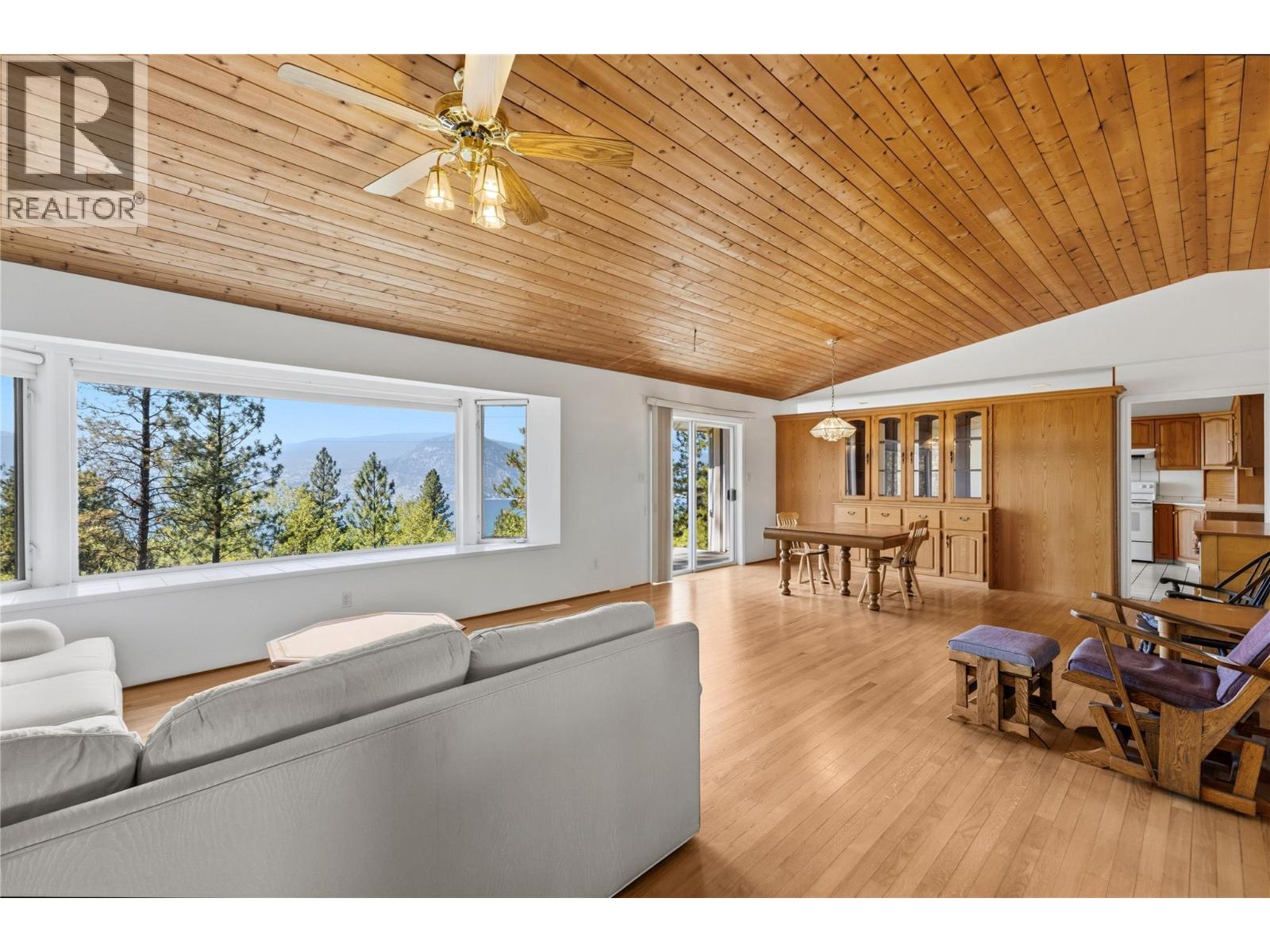 1970 Sutherland Road, Penticton, British Columbia  V2A 8T8 - Photo 8 - 10398690