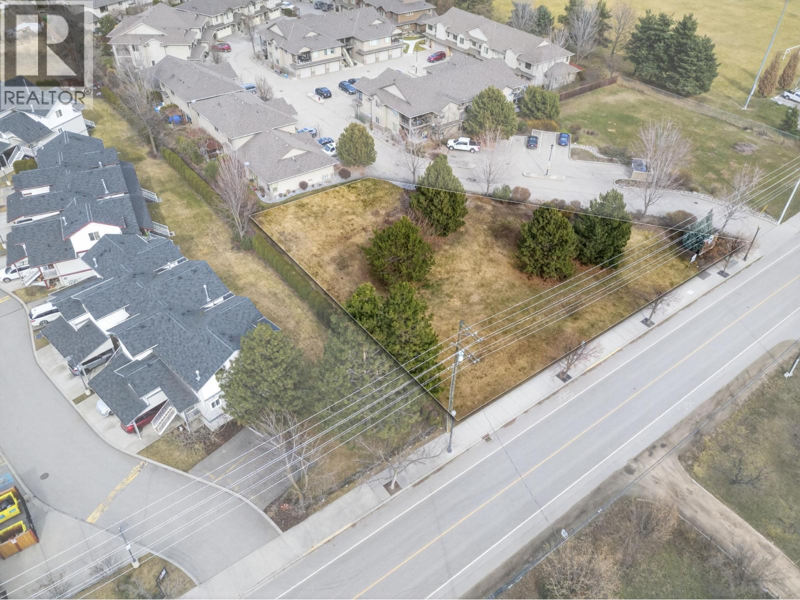 3318 Woodsdale Road, Lake Country, British Columbia  V4V 1X6 - Photo 4 - 10398678