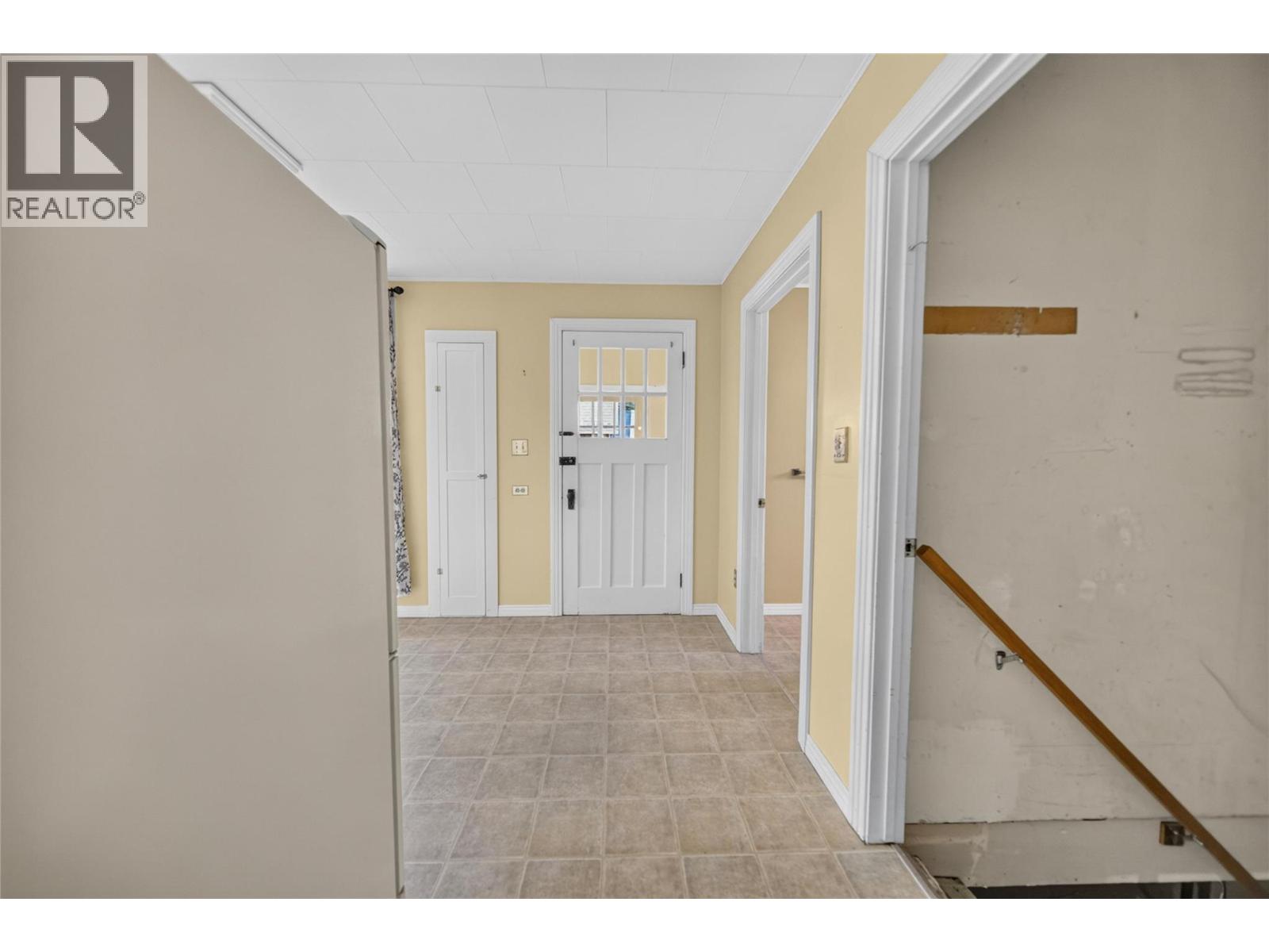 691 3rd Avenue, Fernie, British Columbia  V0B 1M0 - Photo 14 - 10398557