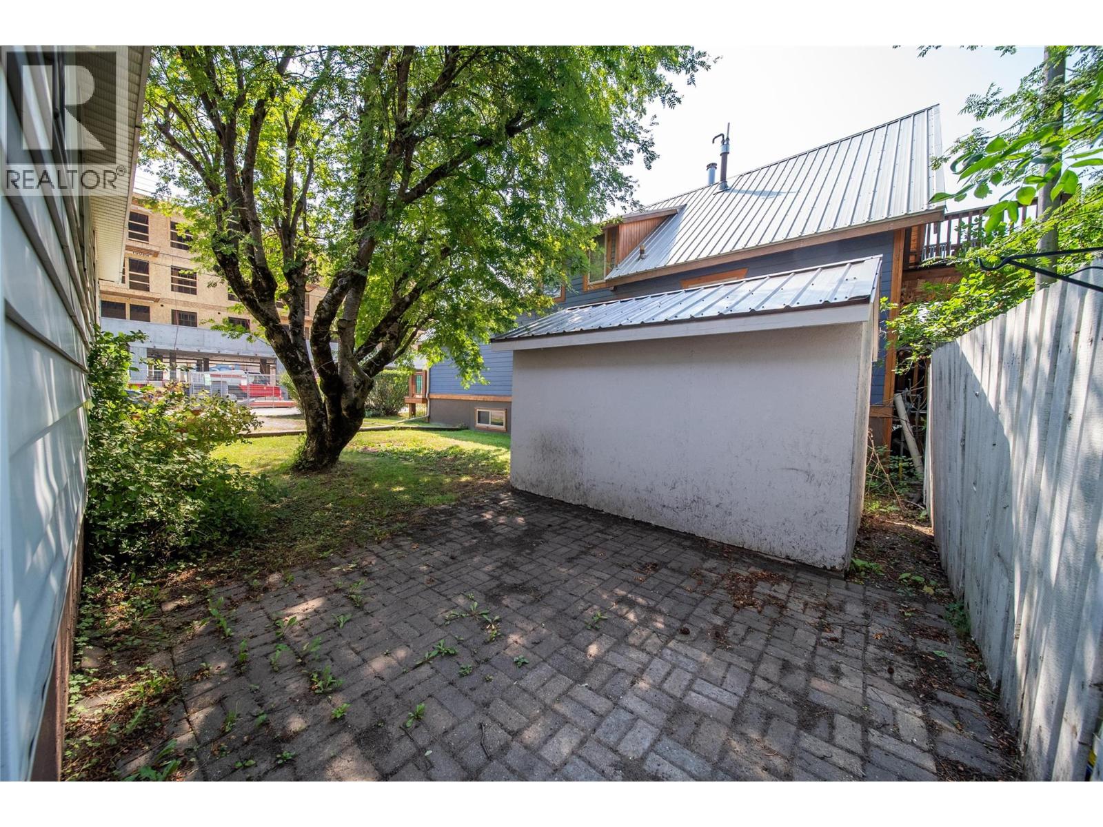 691 3rd Avenue, Fernie, British Columbia  V0B 1M0 - Photo 42 - 10398557