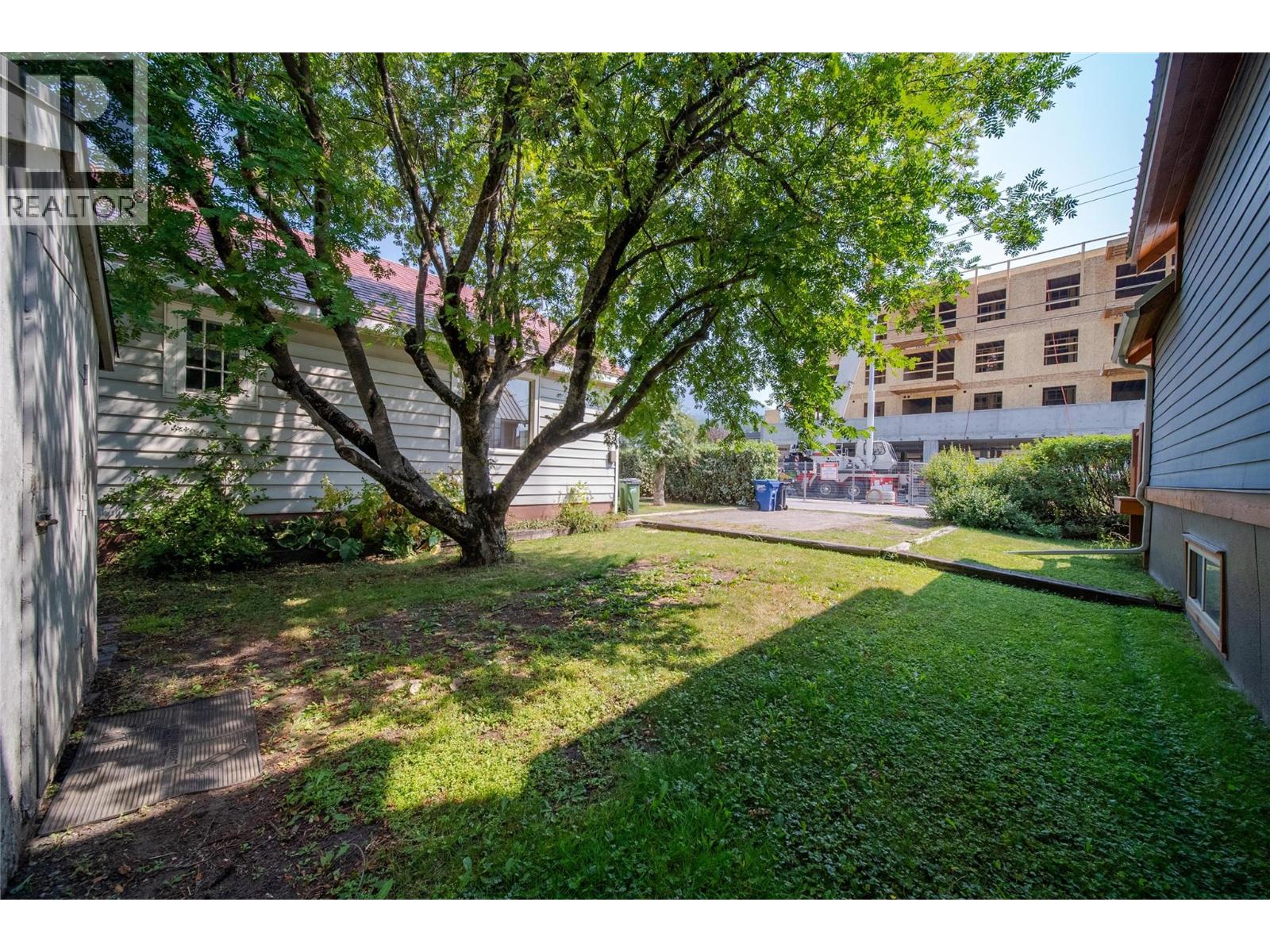691 3rd Avenue, Fernie, British Columbia  V0B 1M0 - Photo 44 - 10398557