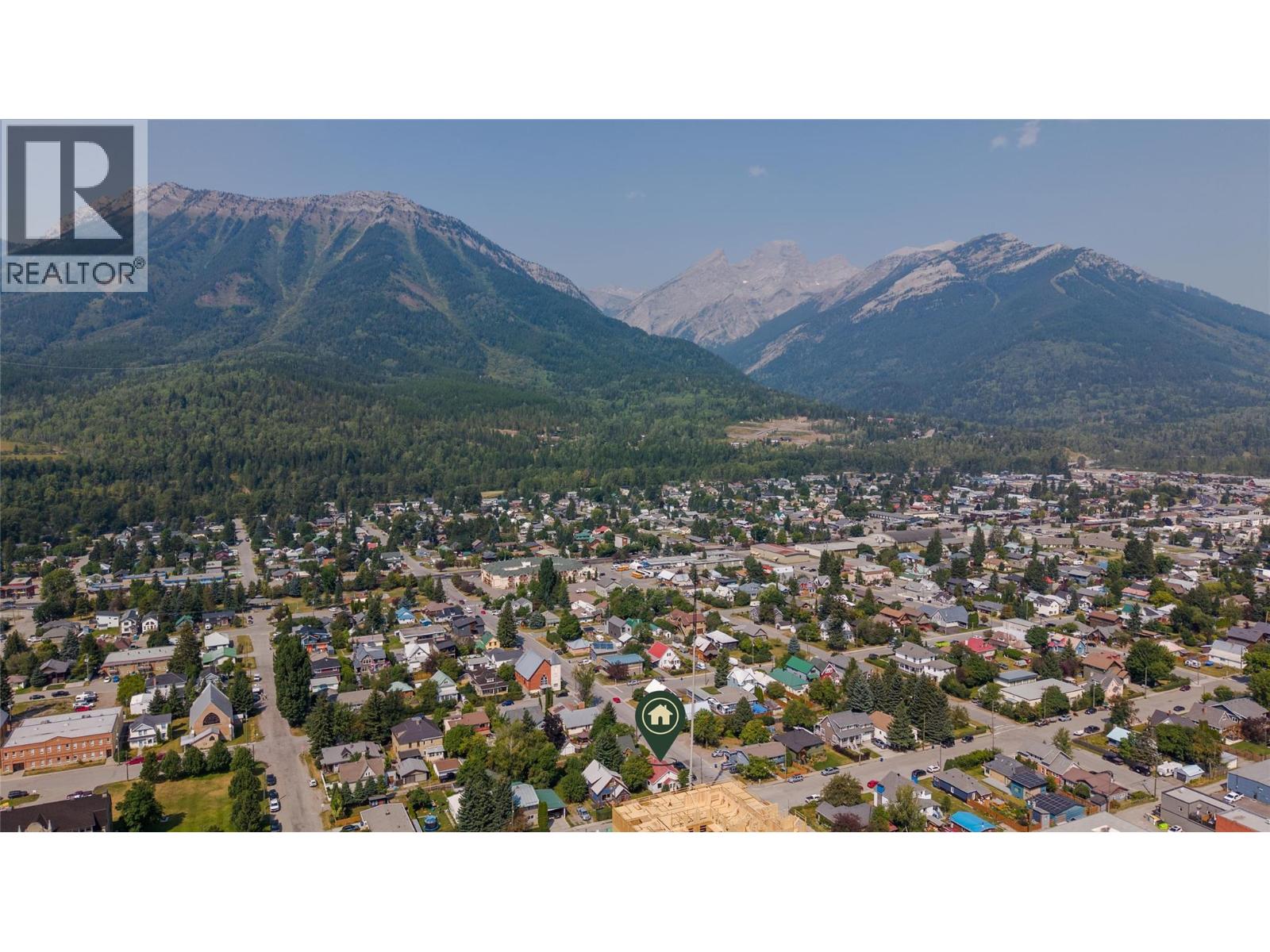 691 3rd Avenue, Fernie, British Columbia  V0B 1M0 - Photo 54 - 10398557