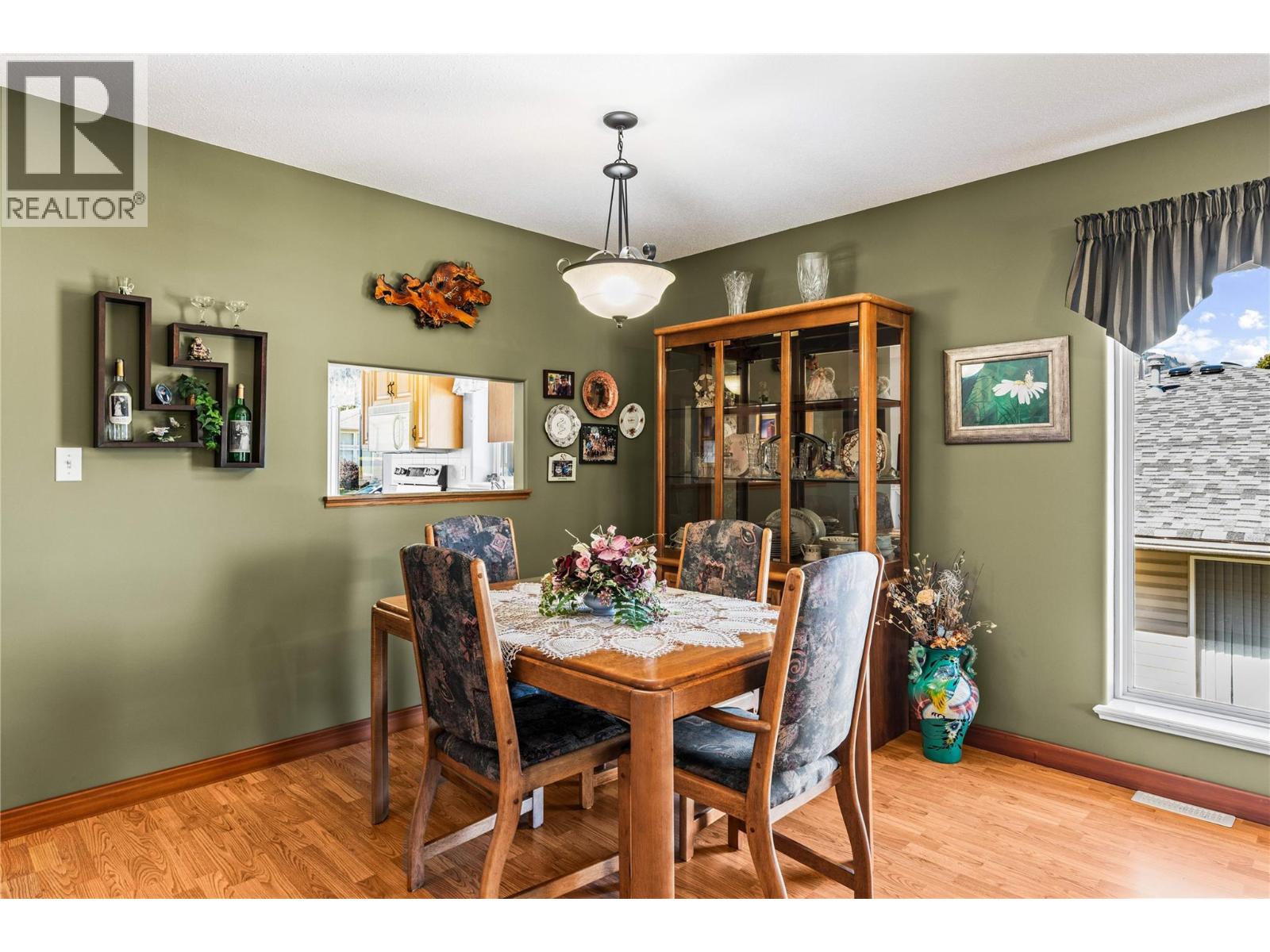 2675 Pine Avenue Unit# 56, Lumby, British Columbia  V0E 2G5 - Photo 12 - 10398543