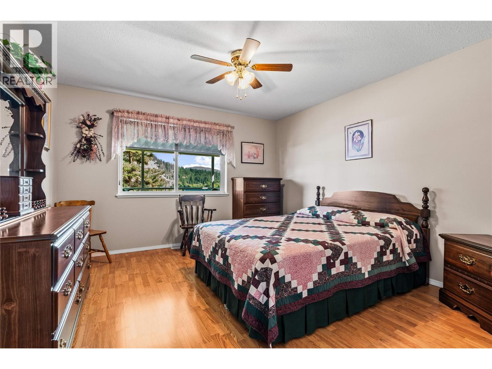 2675 Pine Avenue Unit# 56, Lumby, British Columbia  V0E 2G5 - Photo 16 - 10398543