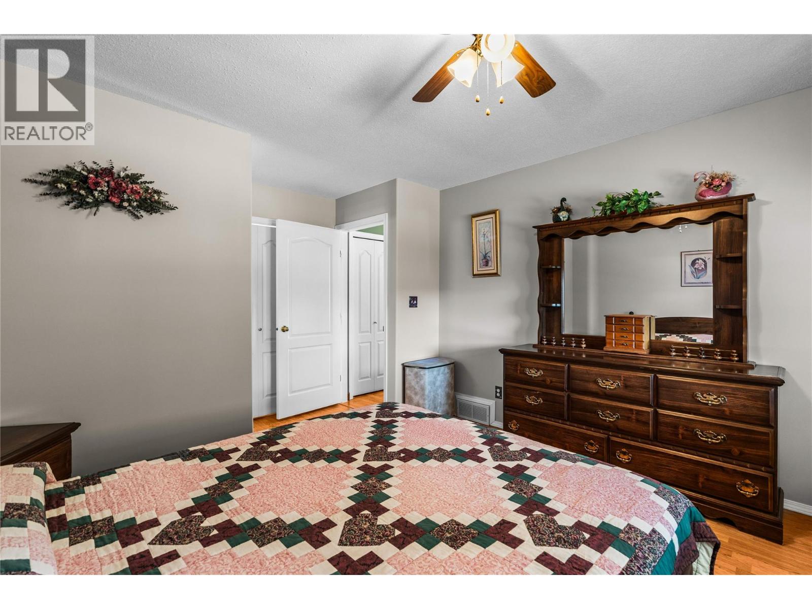 2675 Pine Avenue Unit# 56, Lumby, British Columbia  V0E 2G5 - Photo 17 - 10398543