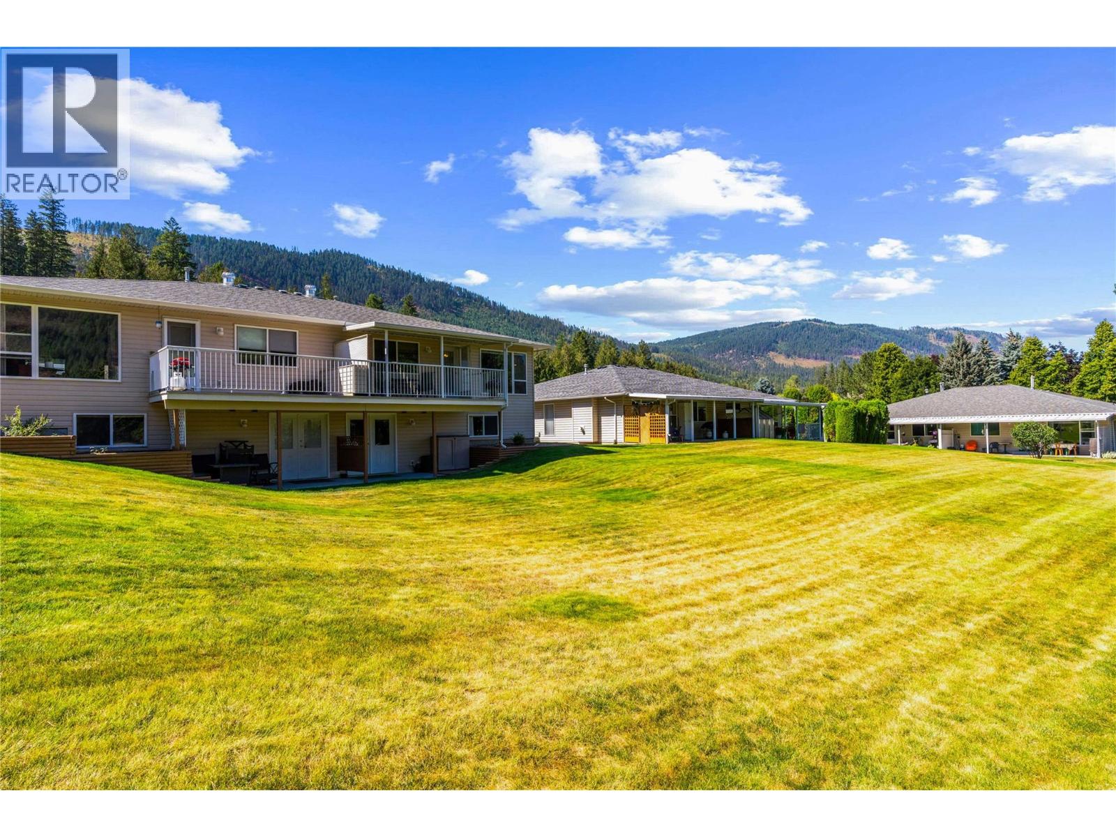 2675 Pine Avenue Unit# 56, Lumby, British Columbia  V0E 2G5 - Photo 37 - 10398543