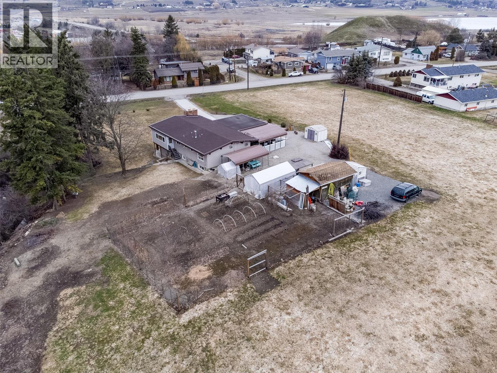 5973 Pleasant Valley Road, Vernon, British Columbia  V1B 3L6 - Photo 16 - 10398705
