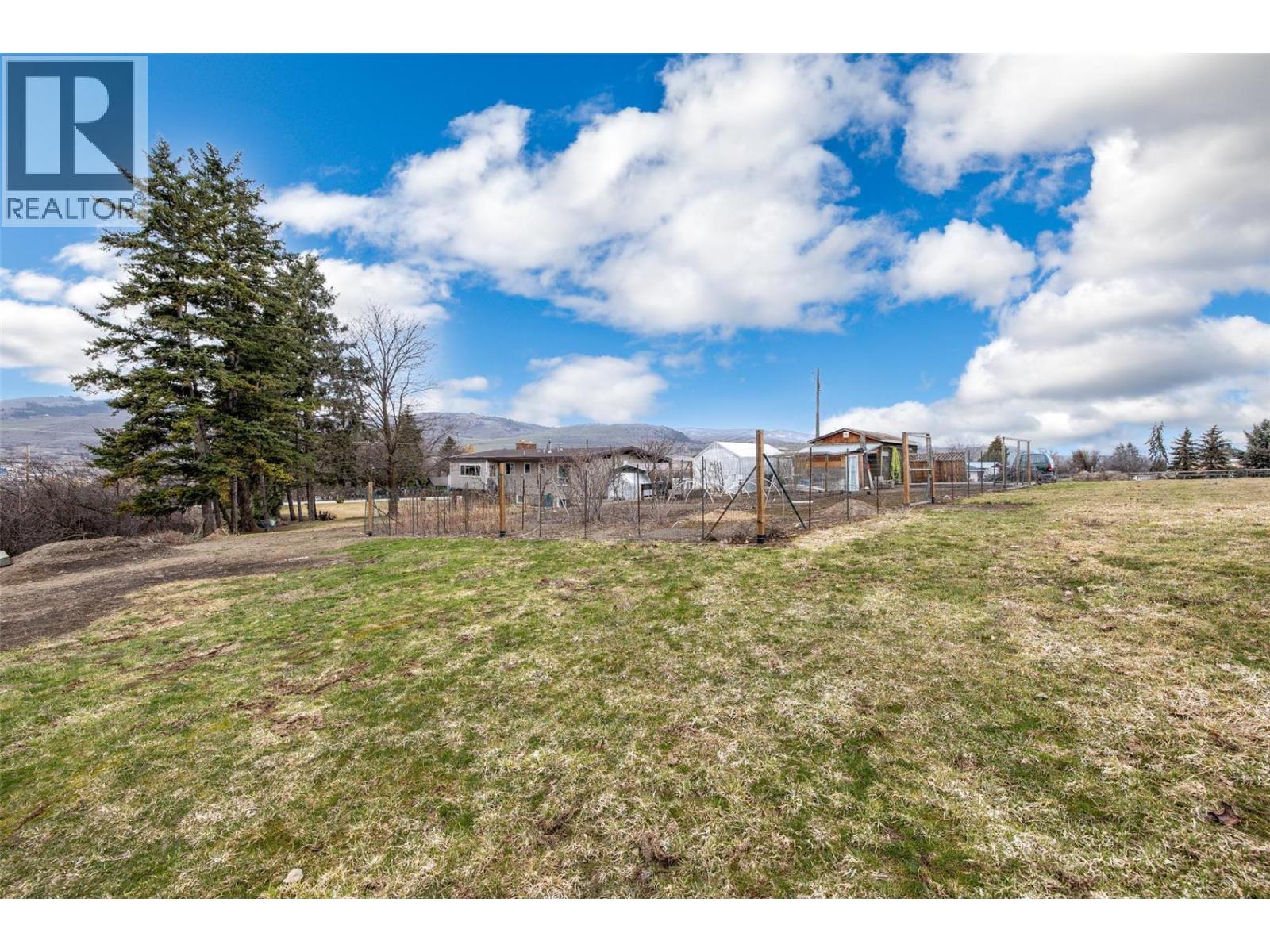 5973 Pleasant Valley Road, Vernon, British Columbia  V1B 3L6 - Photo 24 - 10398705