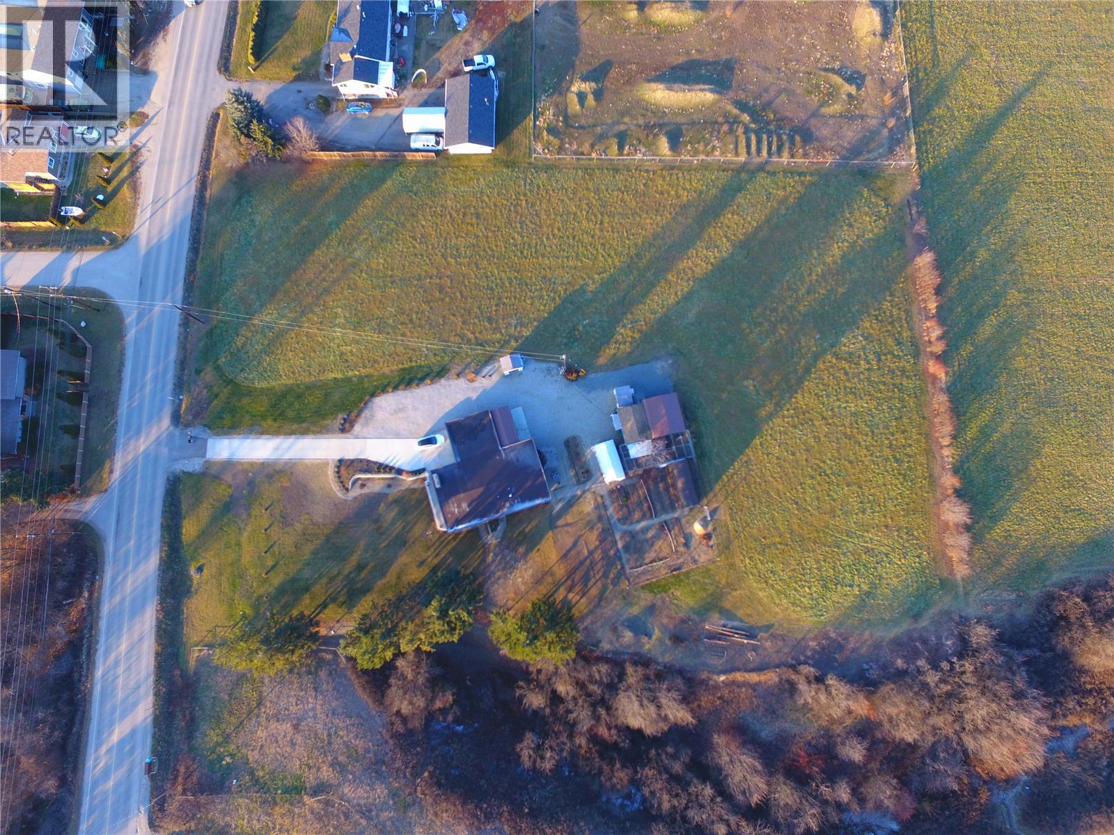 5973 Pleasant Valley Road, Vernon, British Columbia  V1B 3L6 - Photo 4 - 10398705