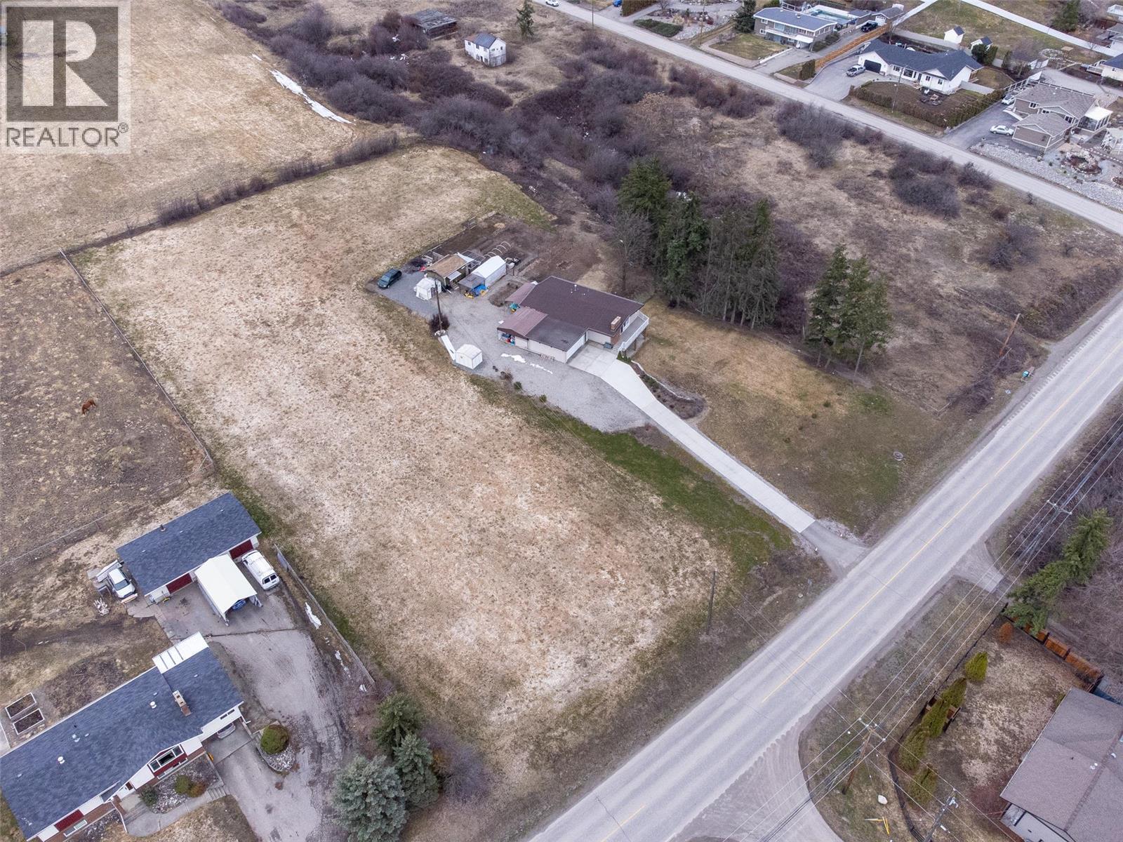 5973 Pleasant Valley Road, Vernon, British Columbia  V1B 3L6 - Photo 6 - 10398705