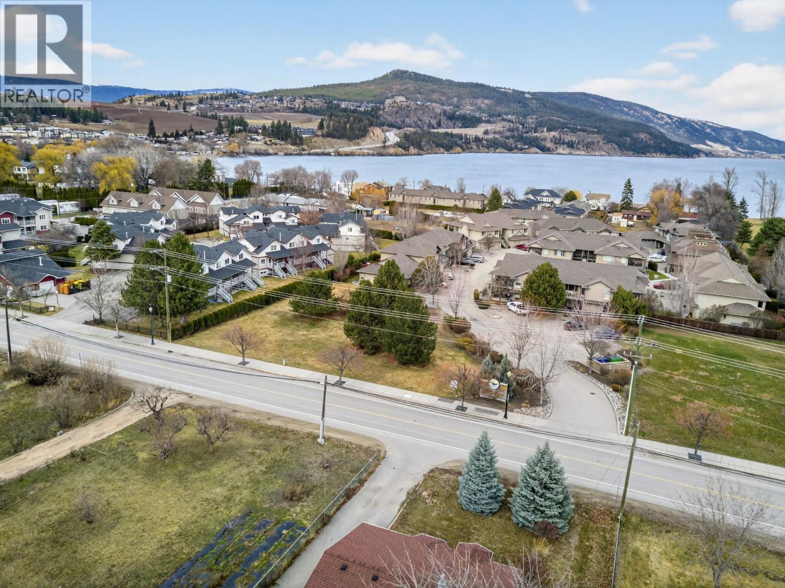 3318 Woodsdale Road, Lake Country, British Columbia  V4V 1X6 - Photo 2 - 10398687