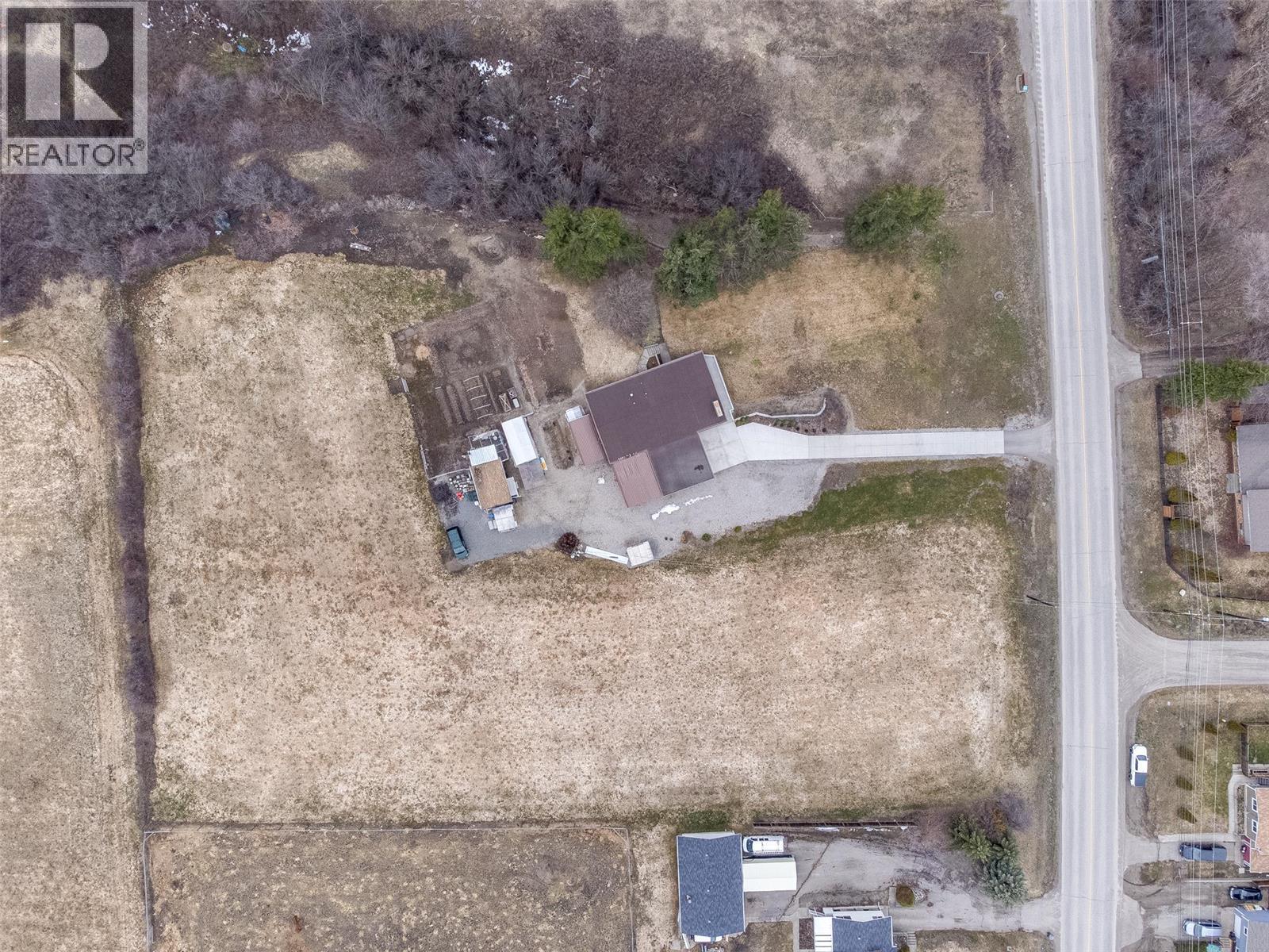 5973 Pleasant Valley Road, Vernon, British Columbia  V1B 3L6 - Photo 14 - 10398660