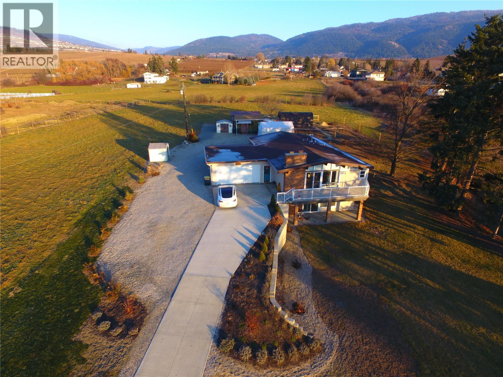 5973 Pleasant Valley Road, Vernon, British Columbia  V1B 3L6 - Photo 4 - 10398660