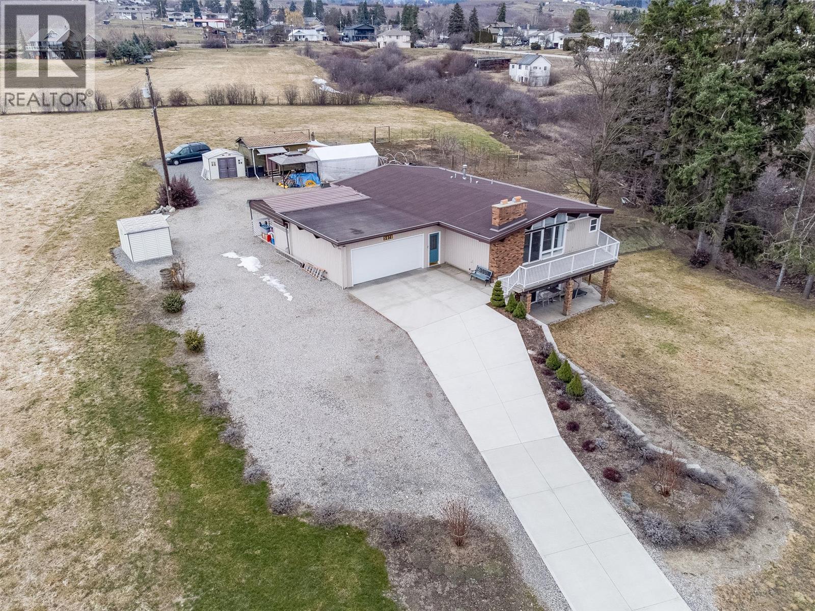 5973 Pleasant Valley Road, Vernon, British Columbia  V1B 3L6 - Photo 8 - 10398660