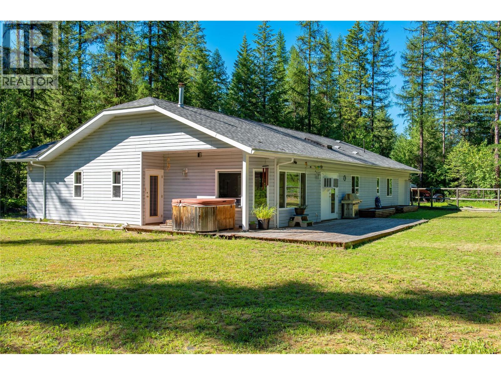2222 Jenisa Road, Castlegar, British Columbia  V1N 2L8 - Photo 13 - 10398540