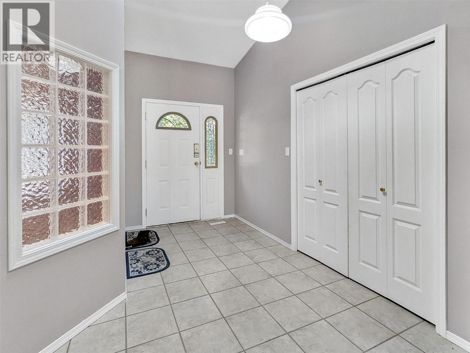 2222 Jenisa Road, Castlegar, British Columbia  V1N 2L8 - Photo 14 - 10398540
