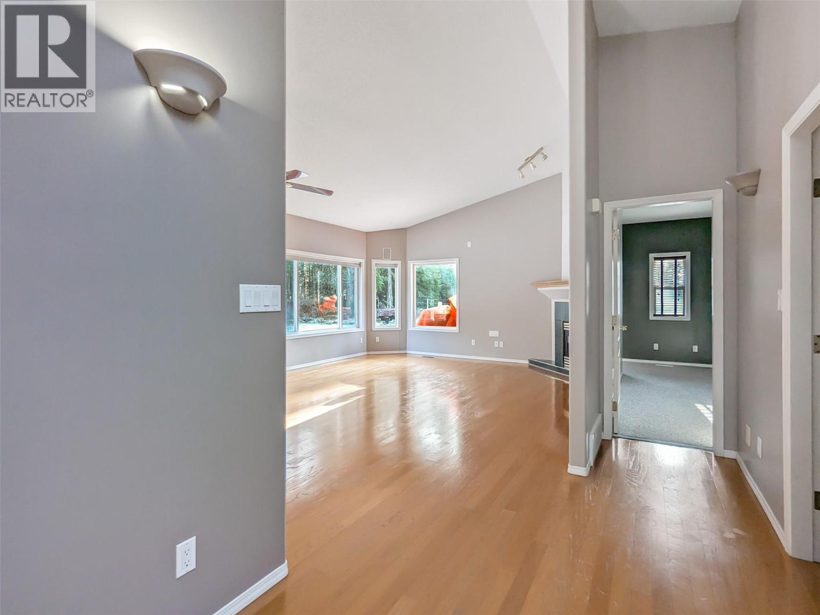 2222 Jenisa Road, Castlegar, British Columbia  V1N 2L8 - Photo 17 - 10398540