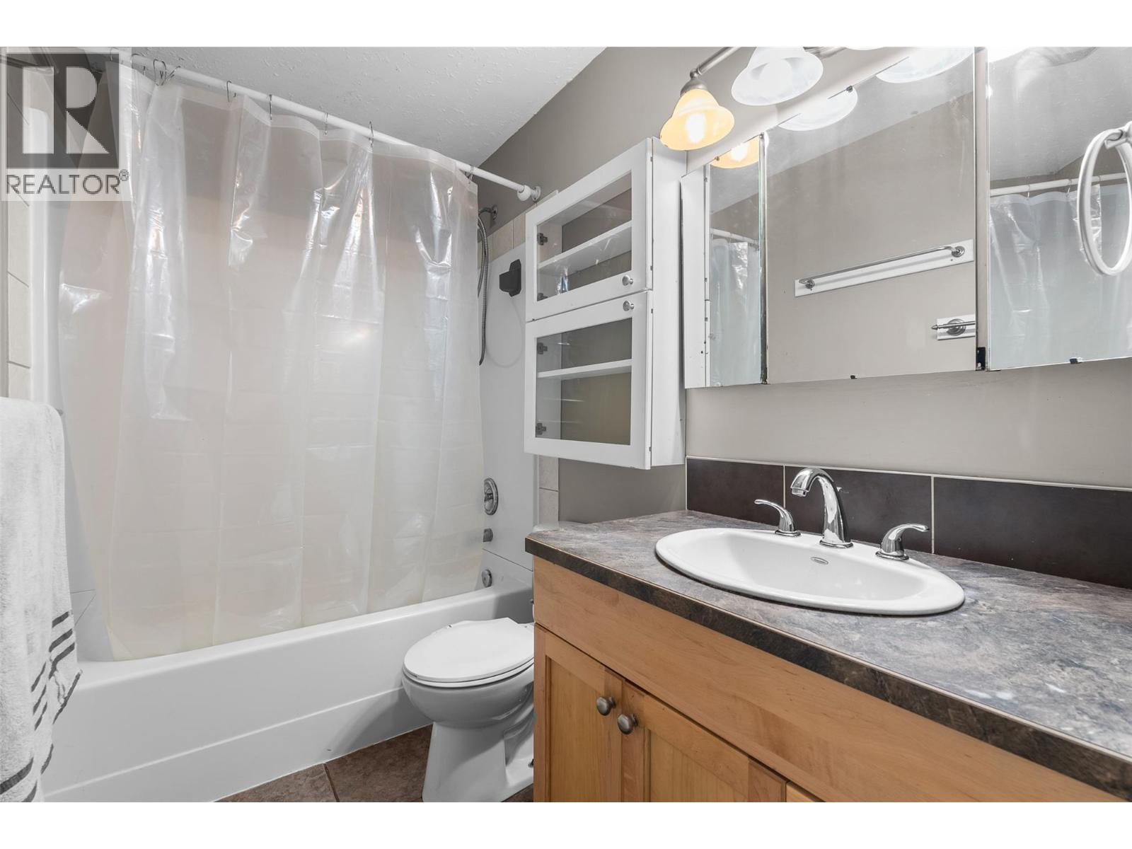 335 Nechiefman Street, Princeton, British Columbia  V0X 1W0 - Photo 23 - 10398768