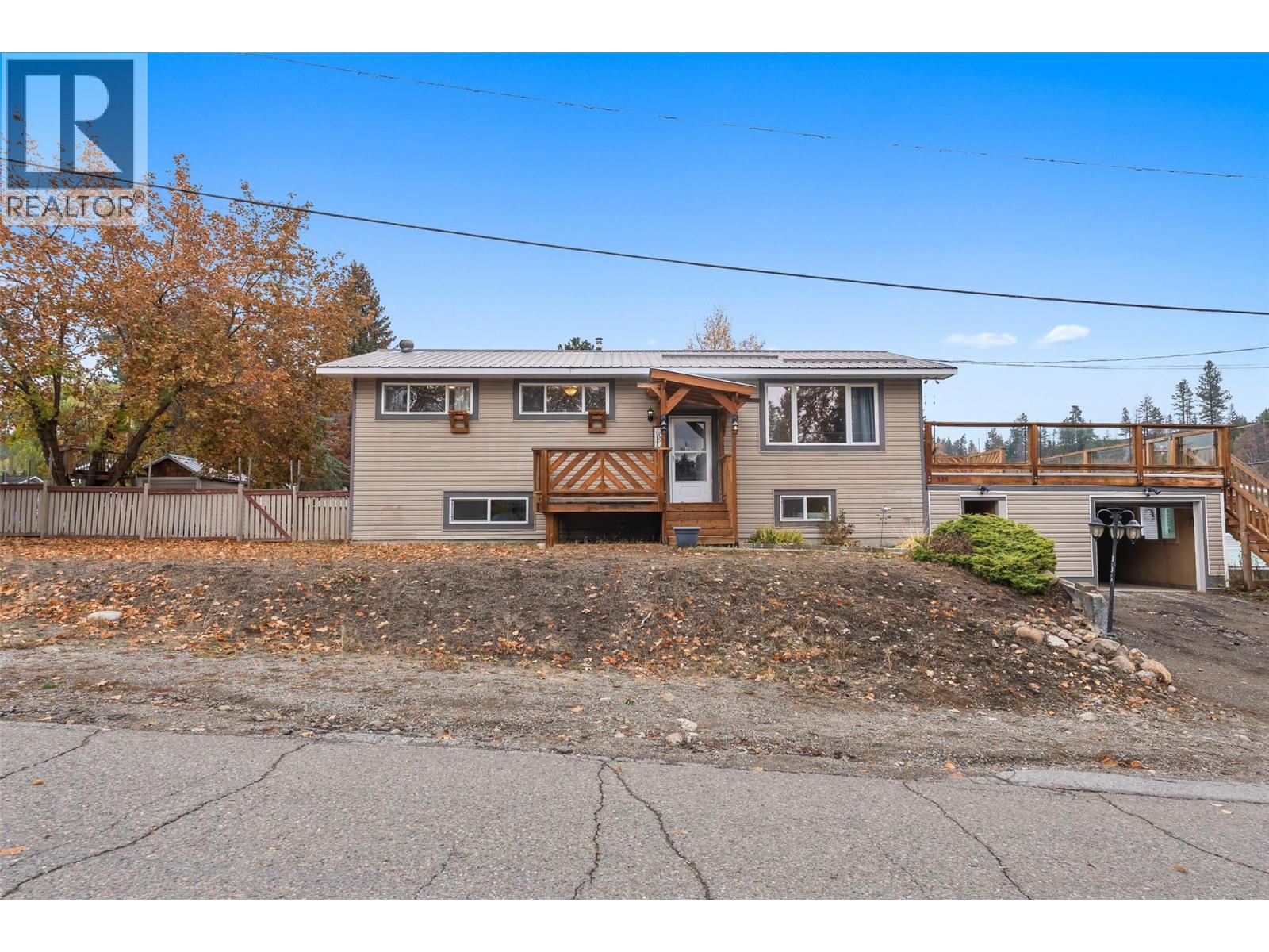 335 Nechiefman Street, Princeton, British Columbia  V0X 1W0 - Photo 5 - 10398768