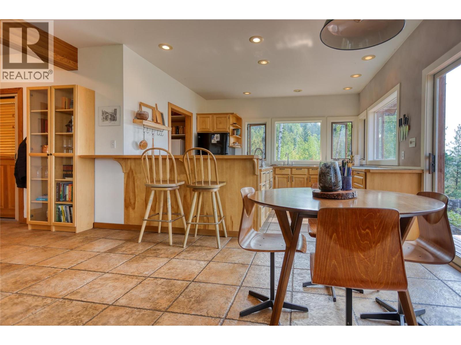 220 Grohman Creek Road, Nelson, British Columbia  V1L 5P3 - Photo 12 - 10398761