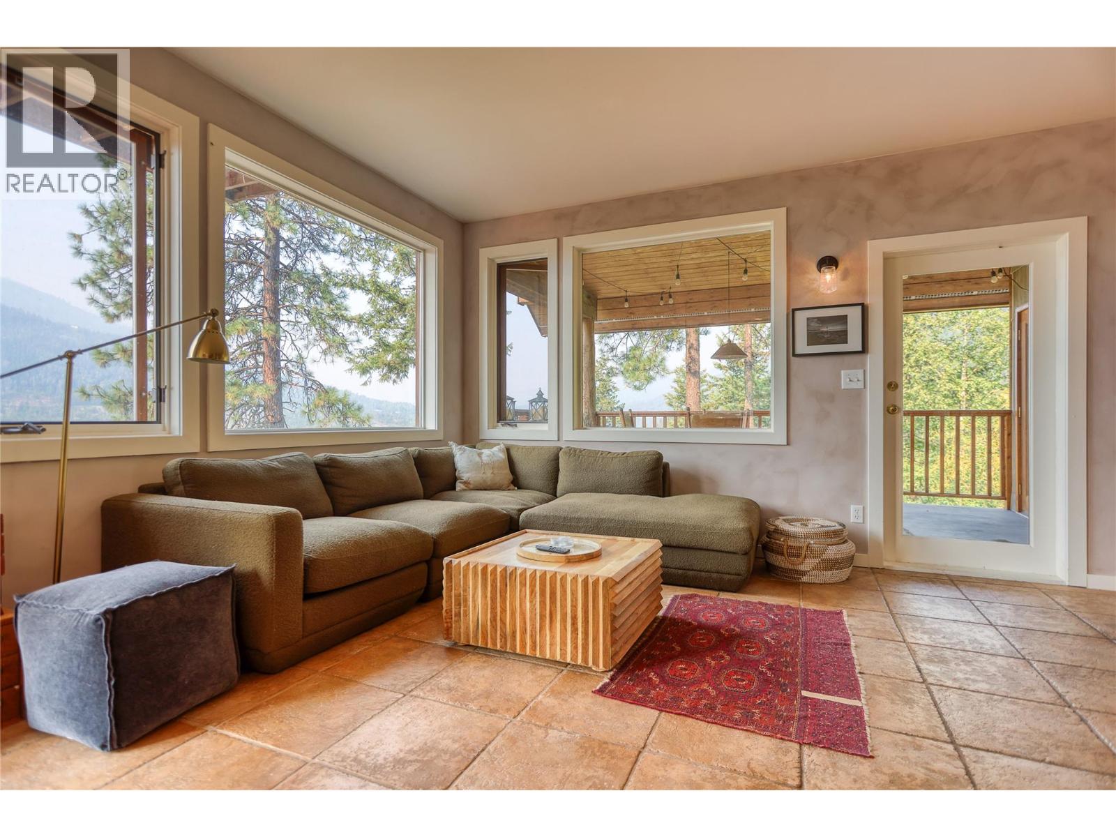 220 Grohman Creek Road, Nelson, British Columbia  V1L 5P3 - Photo 17 - 10398761