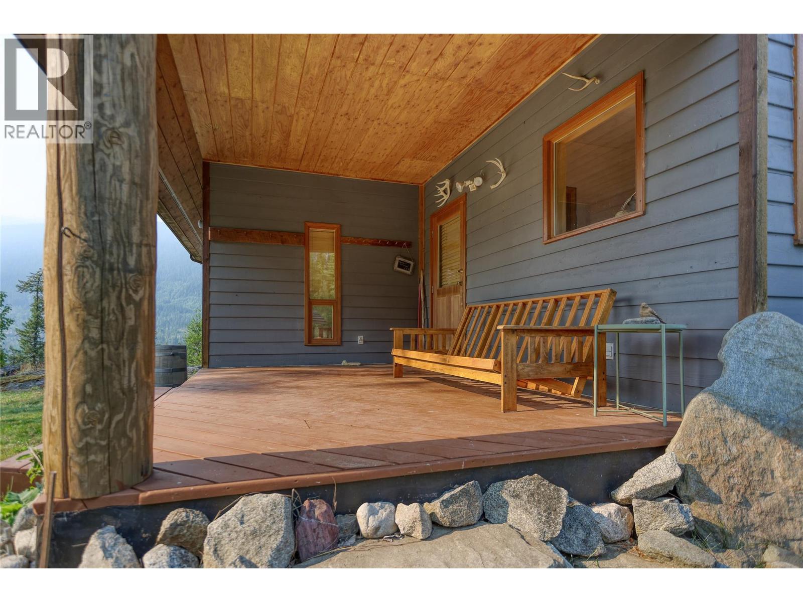 220 Grohman Creek Road, Nelson, British Columbia  V1L 5P3 - Photo 5 - 10398761
