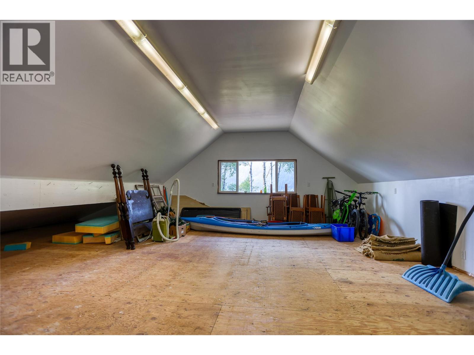 220 Grohman Creek Road, Nelson, British Columbia  V1L 5P3 - Photo 57 - 10398761